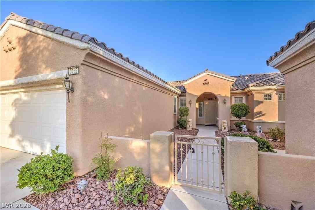 3055 Canal Walk Rd - Photo 2 of 50