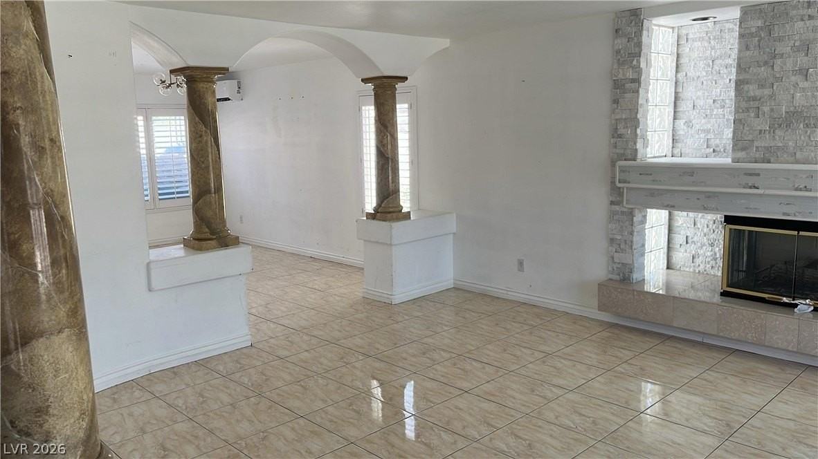 2702 Cricket Hollow Ct - Photo 5 of 15