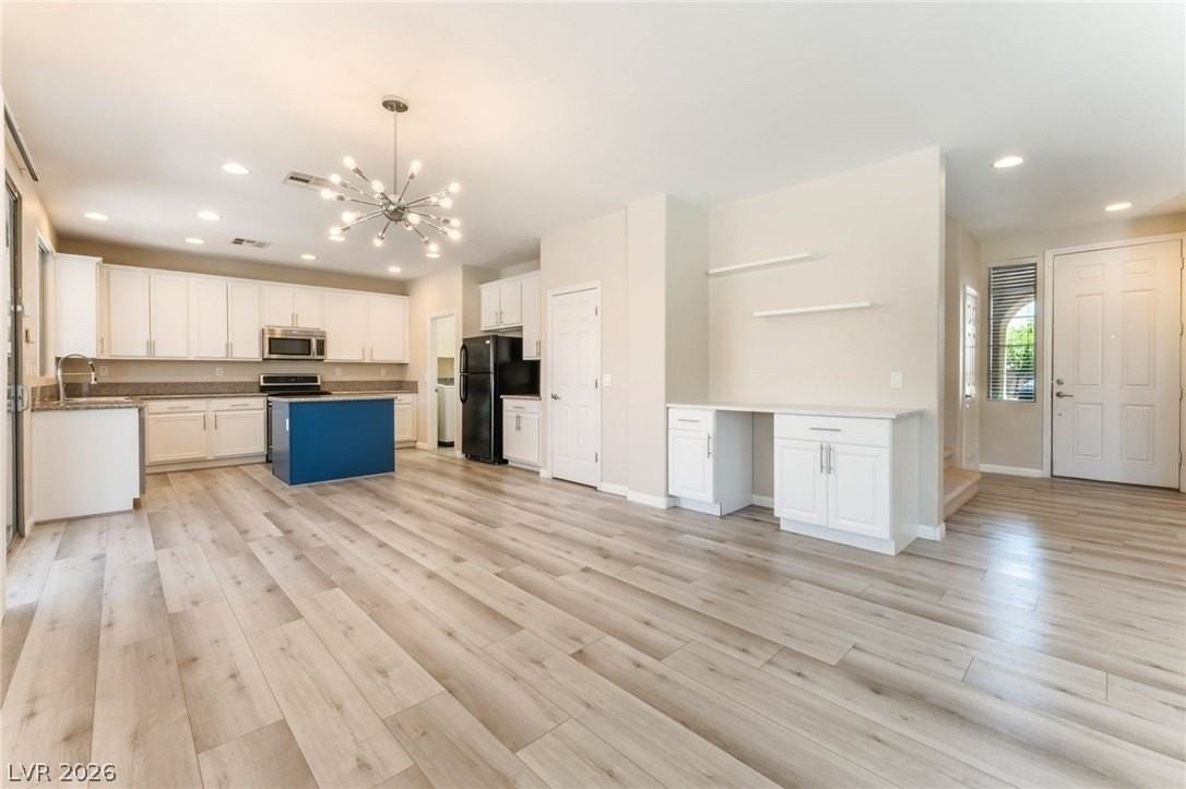9440 Highview Rock Ct - Photo 5 of 23