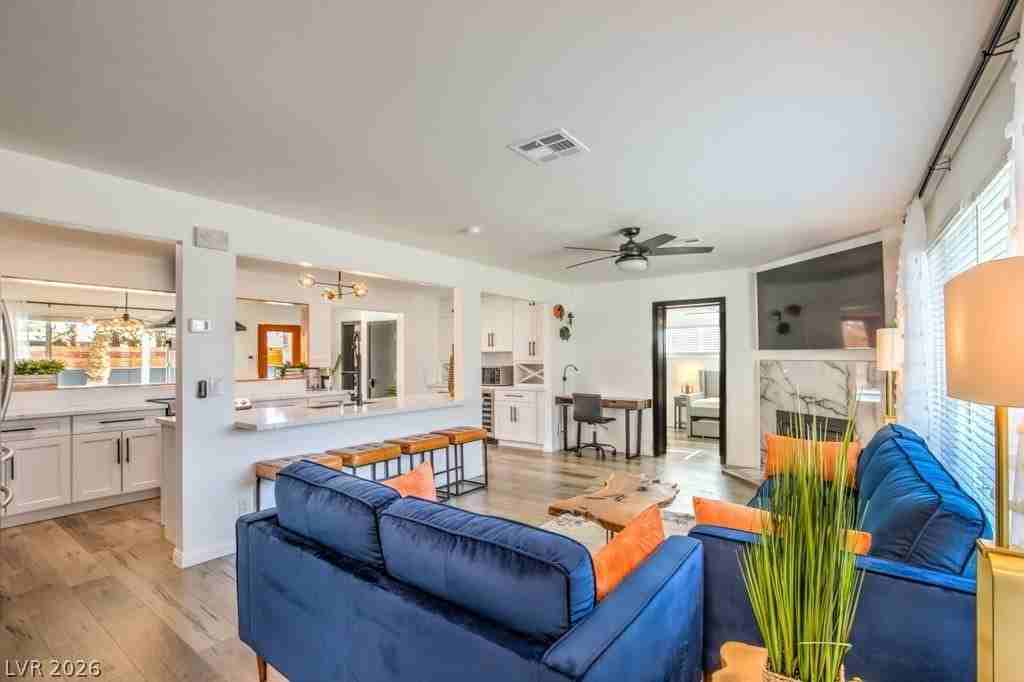 2109 Santa Ynez Dr - Photo 2 of 50