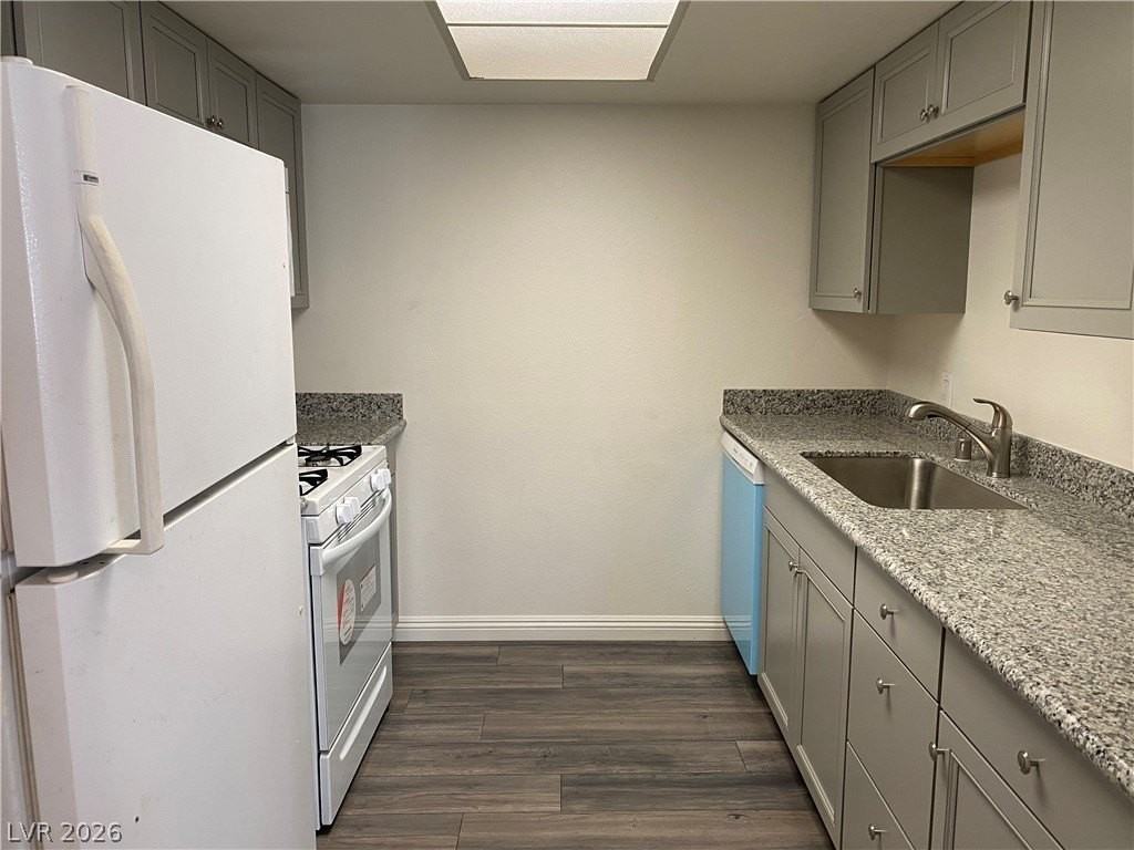 3911 Cambridge St #4 - Photo 4 of 9