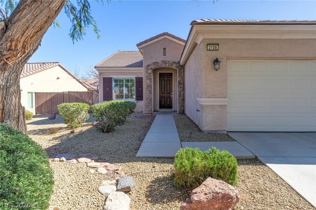 2108 Mardela Springs Ct - Photo 2 of 35