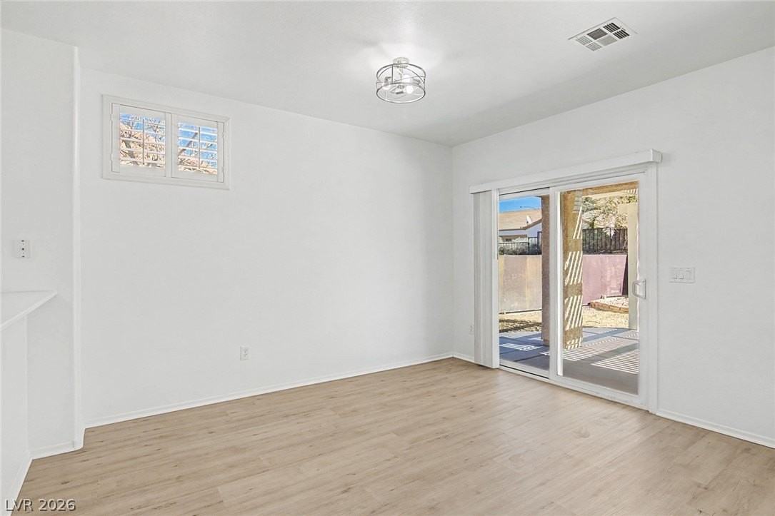 2108 Mardela Springs Ct - Photo 5 of 35
