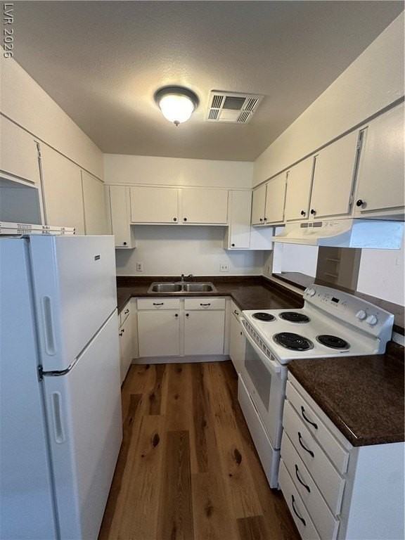 3355 Sylvia St #4 - Photo 5 of 14