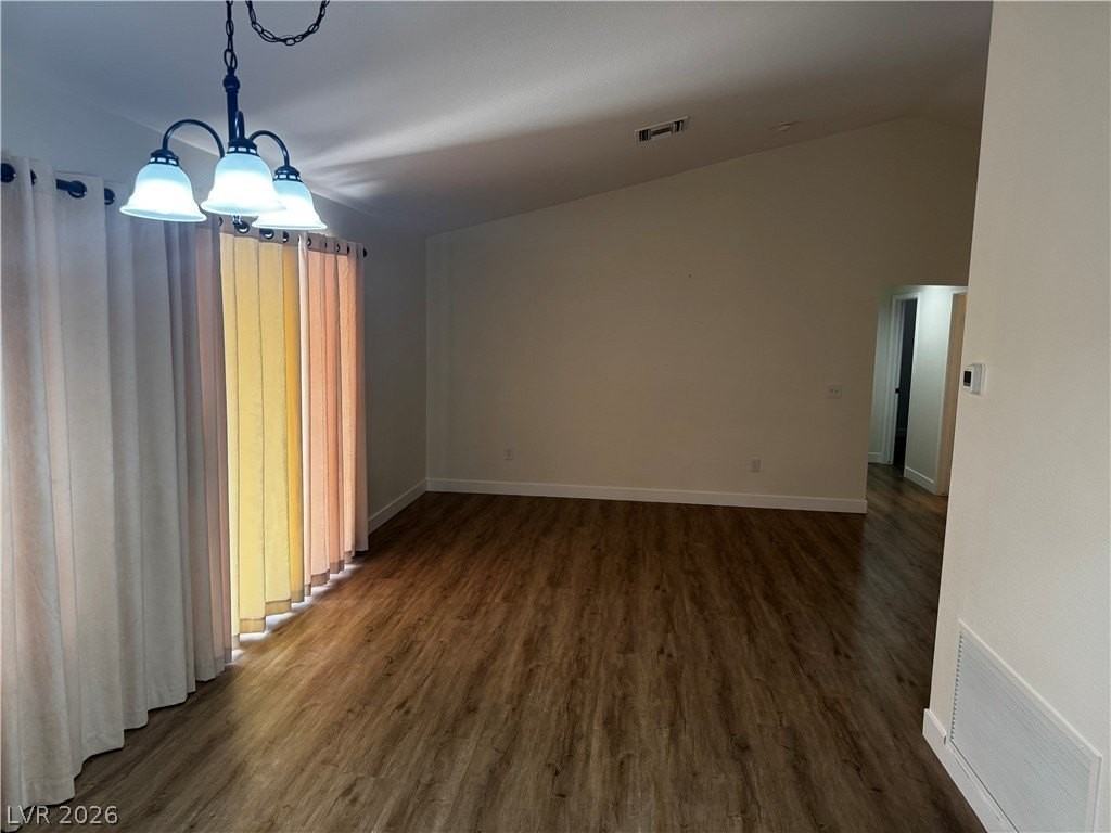 2533 Tumble Brook Dr - Photo 6 of 15