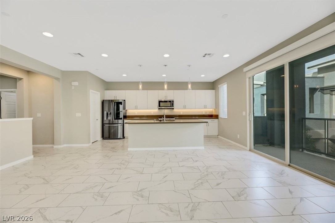 11302 Kraft Mountain Ave #103 - Photo 4 of 20