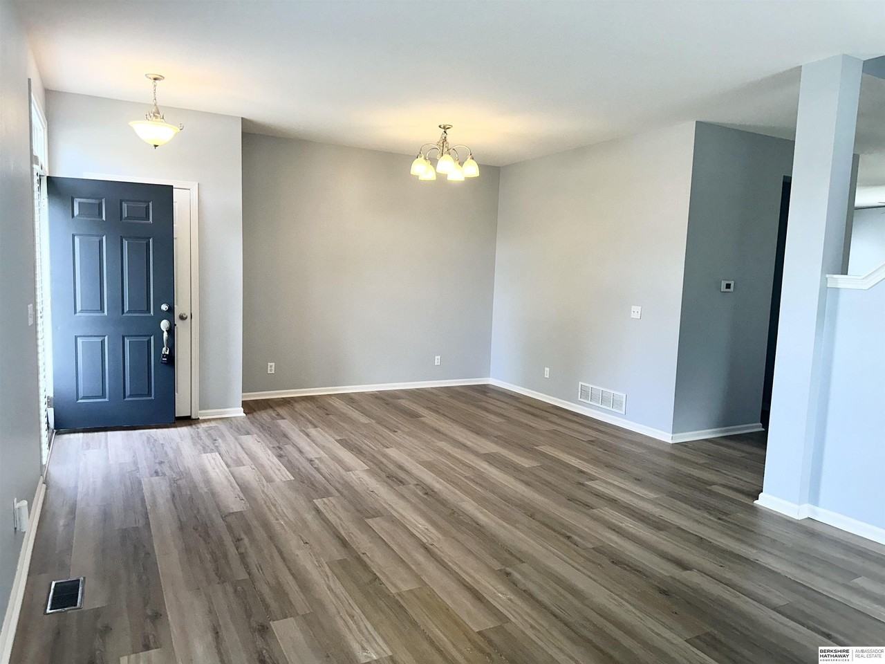 18931 Hansen St - Photo 2 of 30