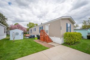 featured image of 183 Flicker St