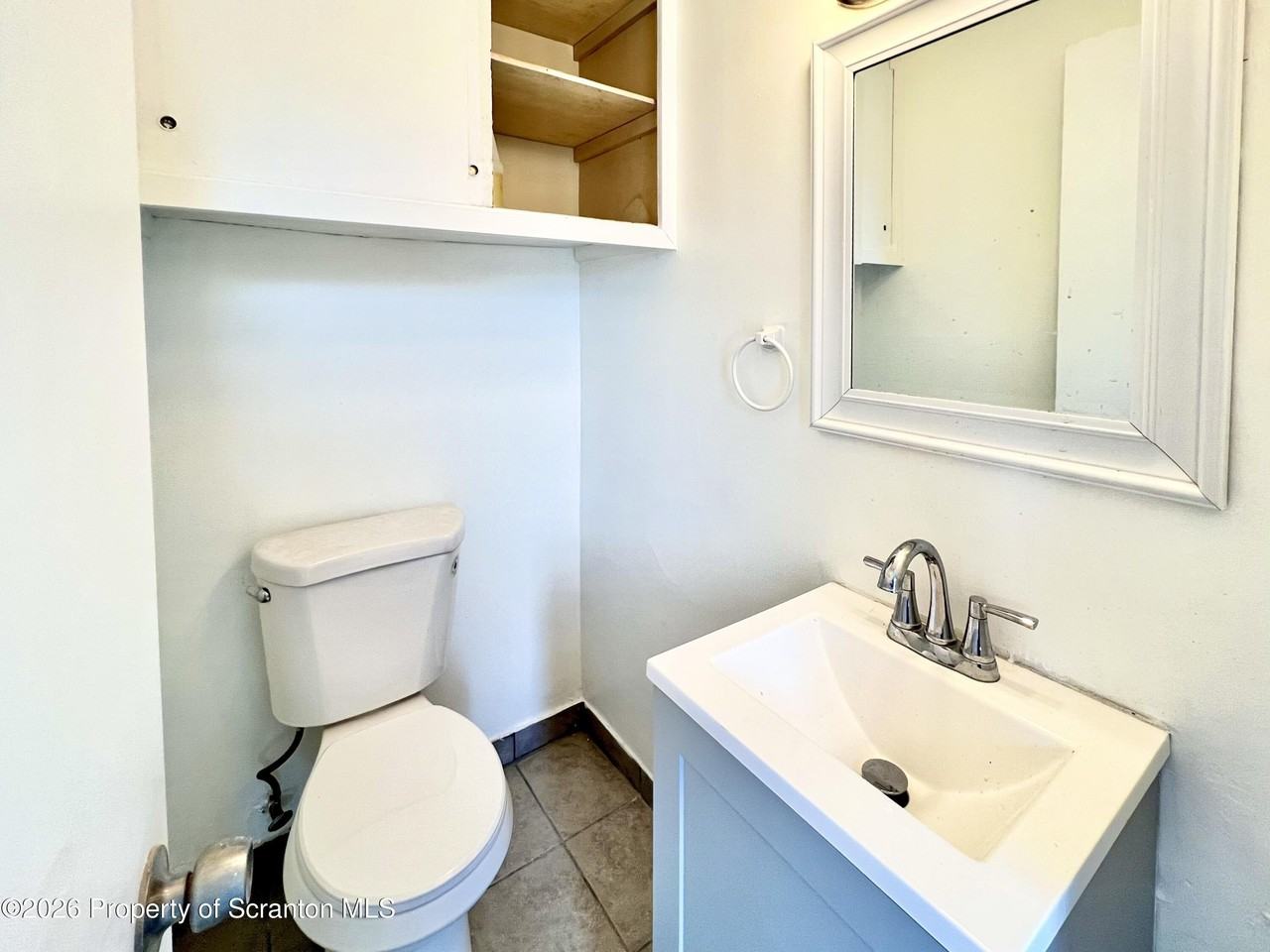 207 Midway Ave - Photo 6 of 17