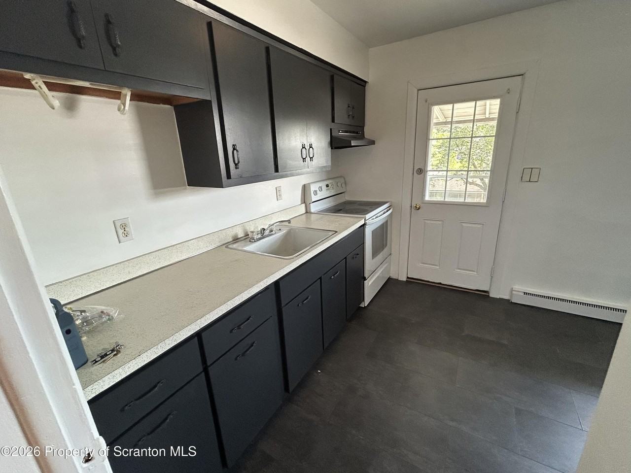 418 Pear St #2ndFL - Photo 5 of 18