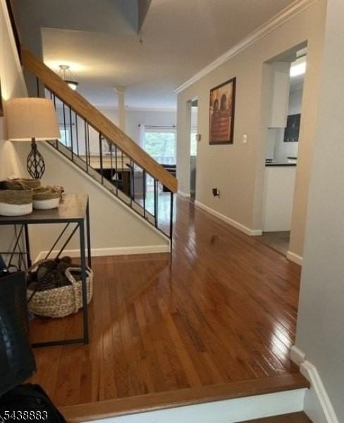 124 Hempstead Ct - Photo 3 of 23