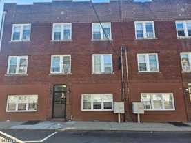 75 Center St #4 - Photo 1 of 1
