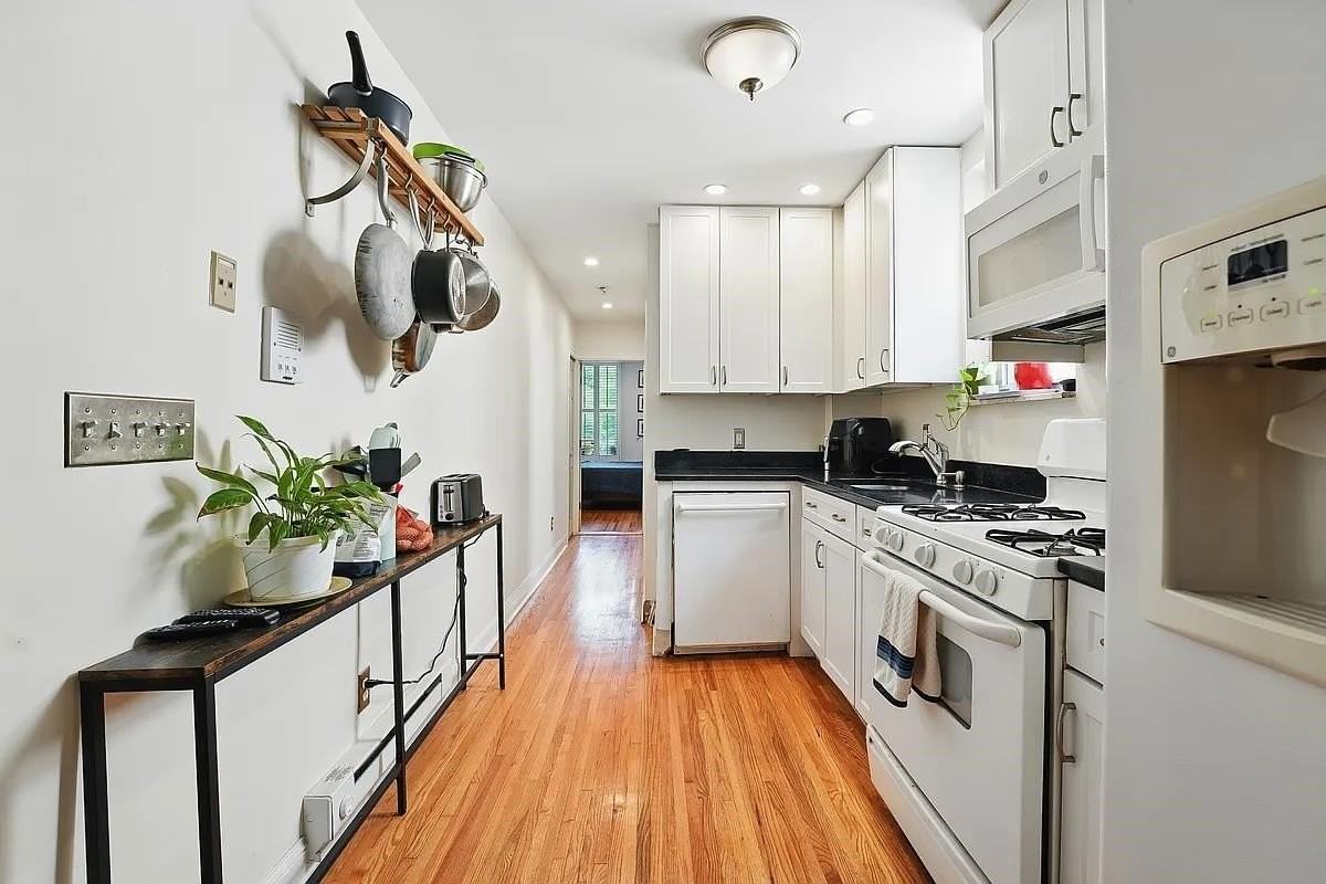 79 Garden St #5 - Photo 5 of 16