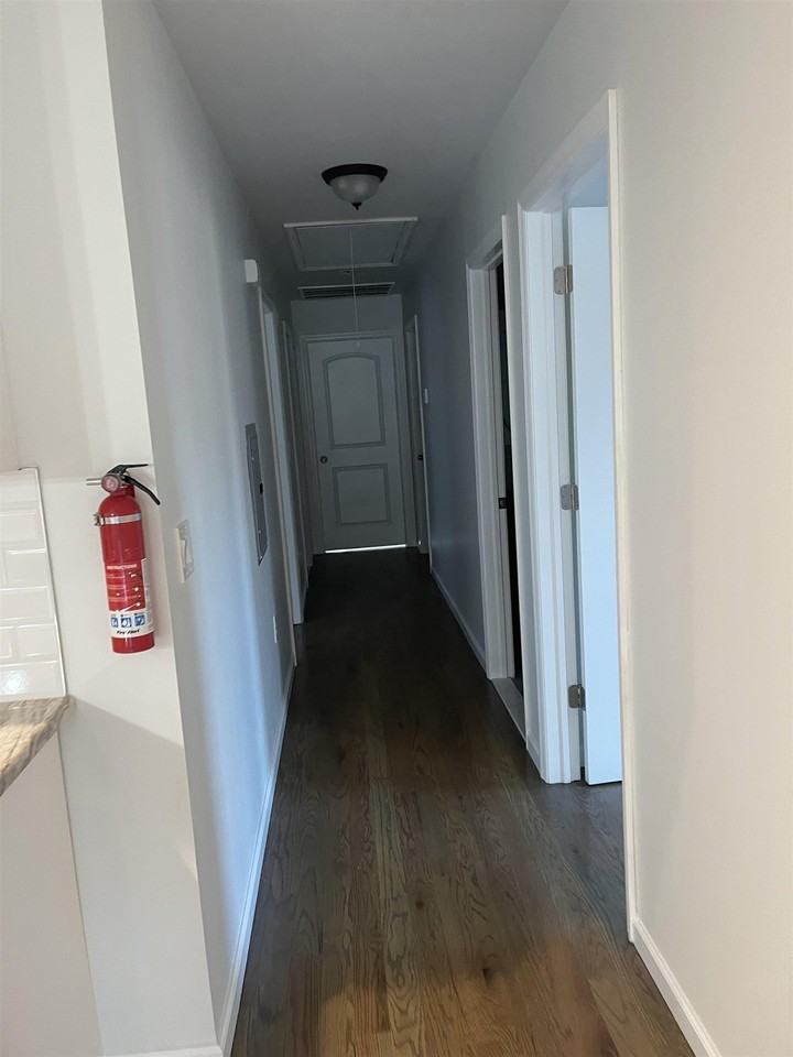 7611 Newkirk Ave - Photo 6 of 17