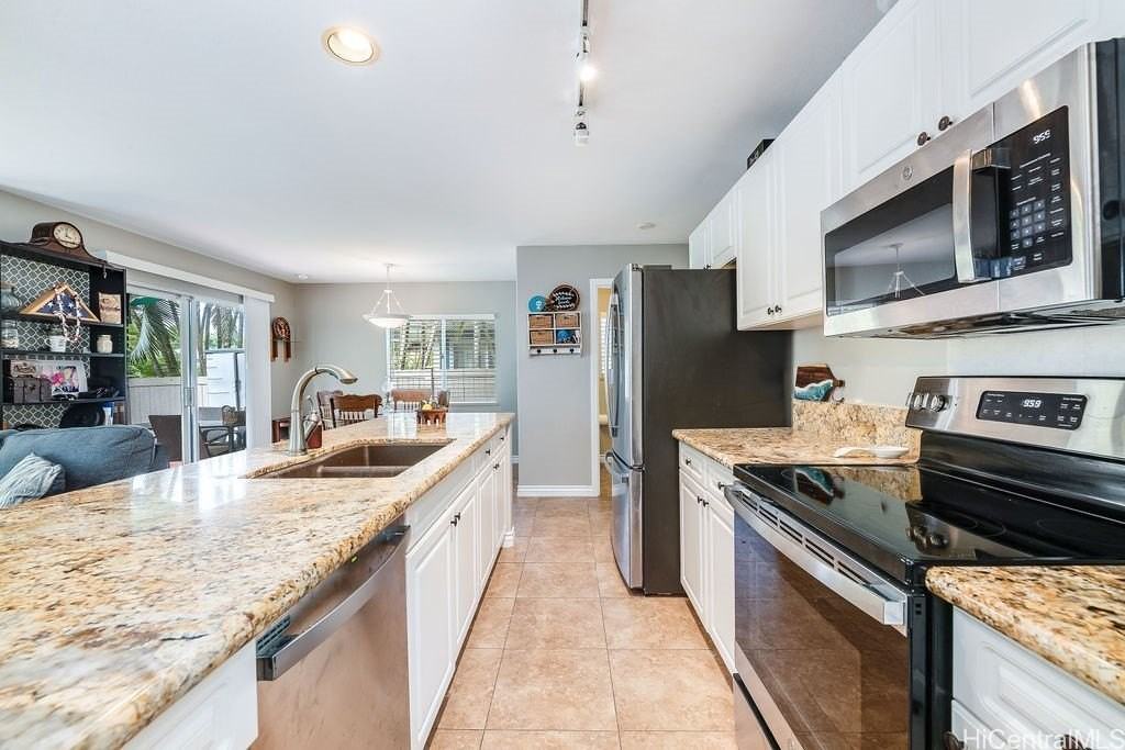 95-983 Wikao St #17 - Photo 6 of 25