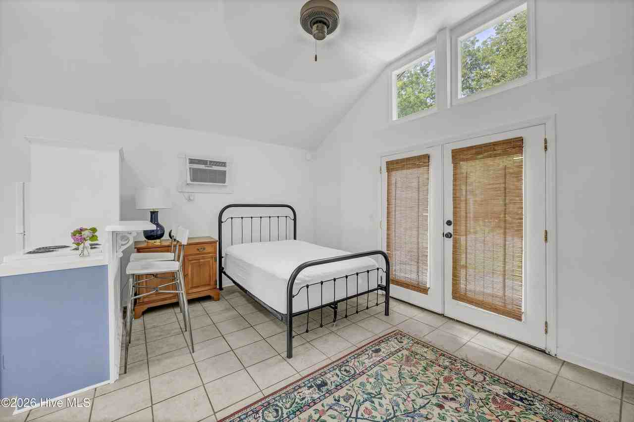 1206 Audubon Blvd #A - Photo 5 of 11