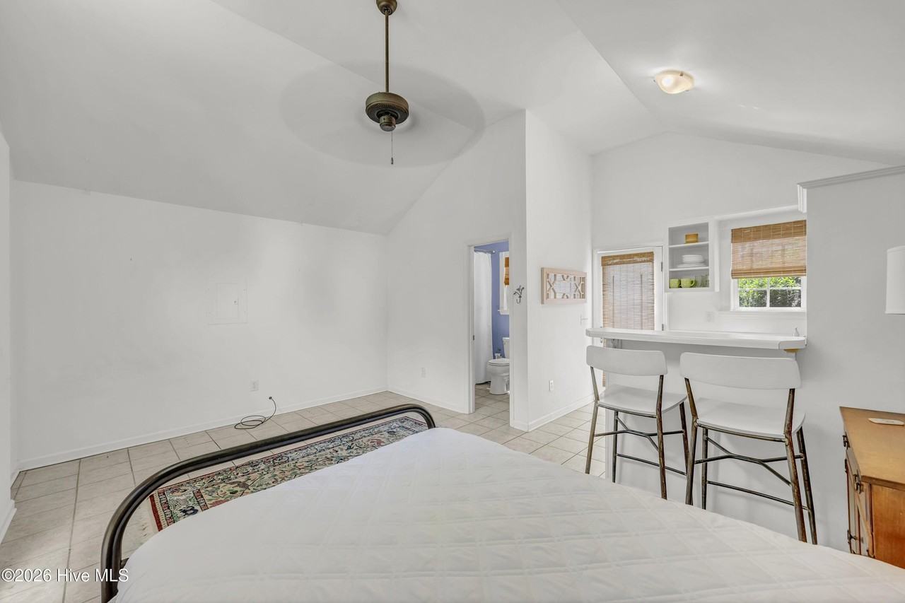 1206 Audubon Blvd #A - Photo 6 of 11