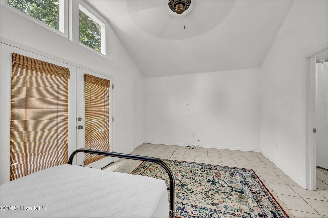 1206 Audubon Blvd #A - Photo 7 of 11