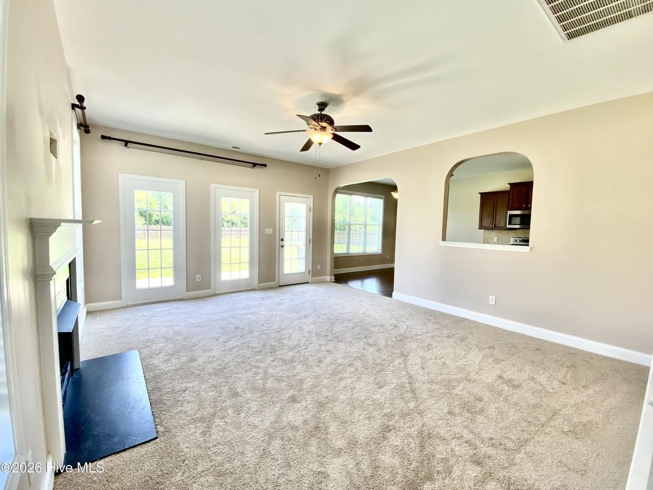 159 River Winding Rd - Photo 5 of 32