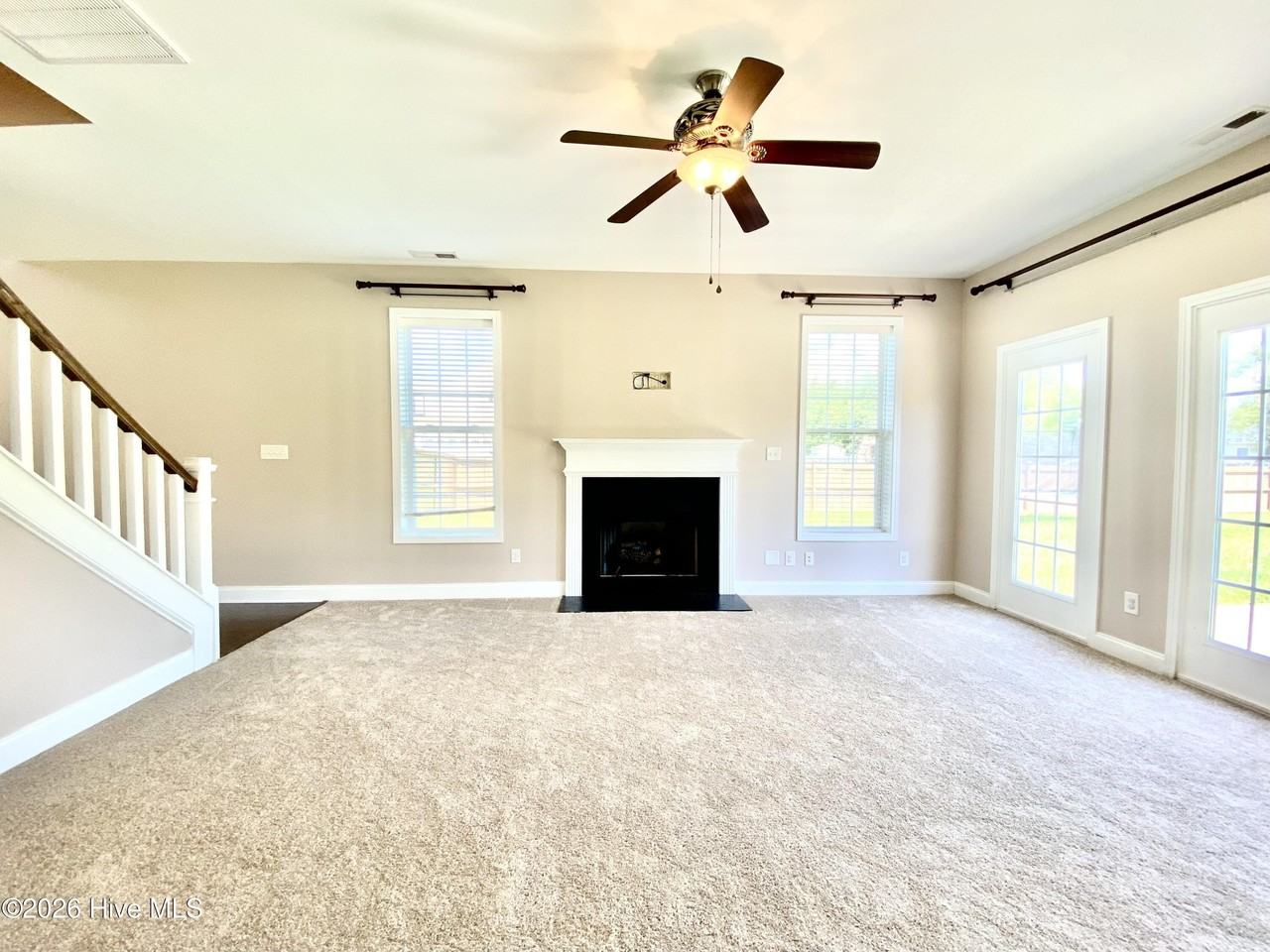 159 River Winding Rd - Photo 6 of 32