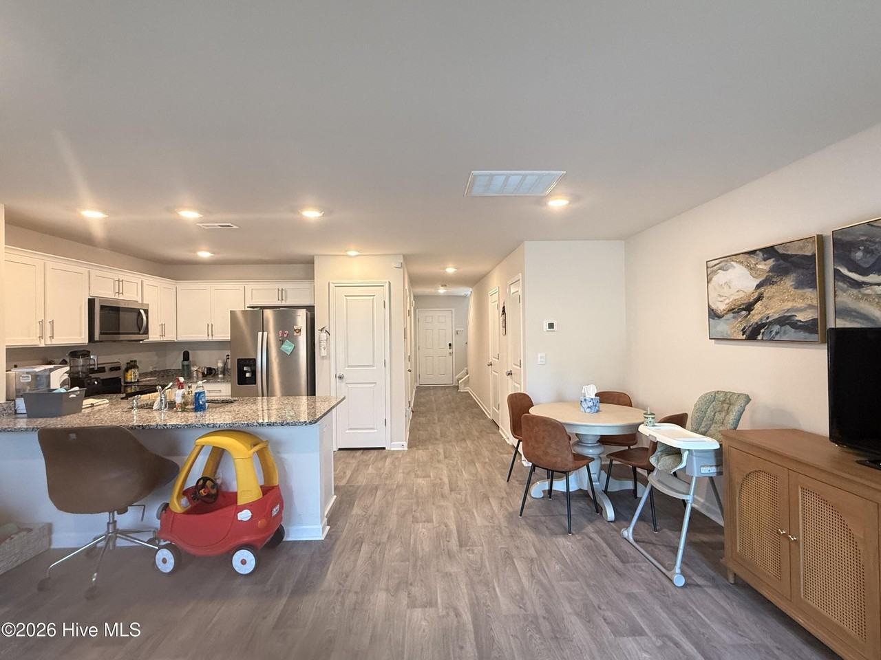 2507 Gracie Ln - Photo 5 of 12