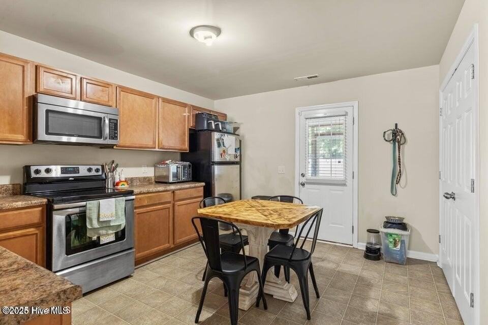 416 Caldwell Loop - Photo 5 of 17
