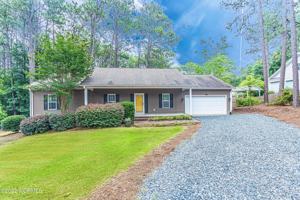 featured image of 465 Crestview Rd