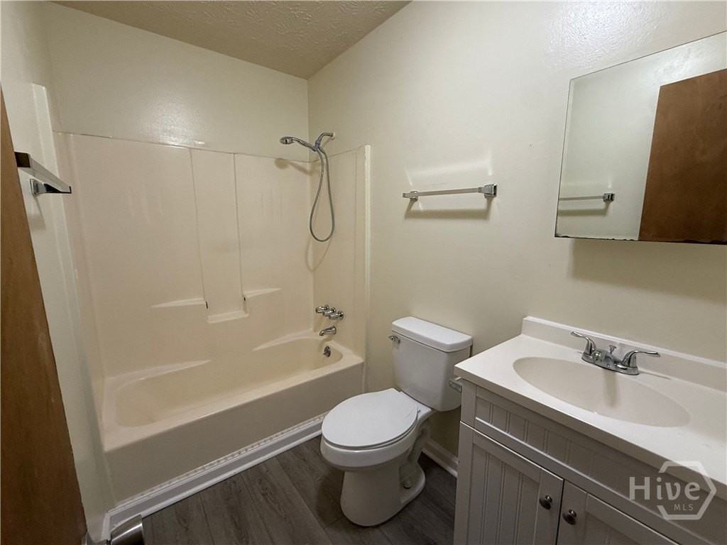 232 Rustwood Dr - Photo 7 of 9
