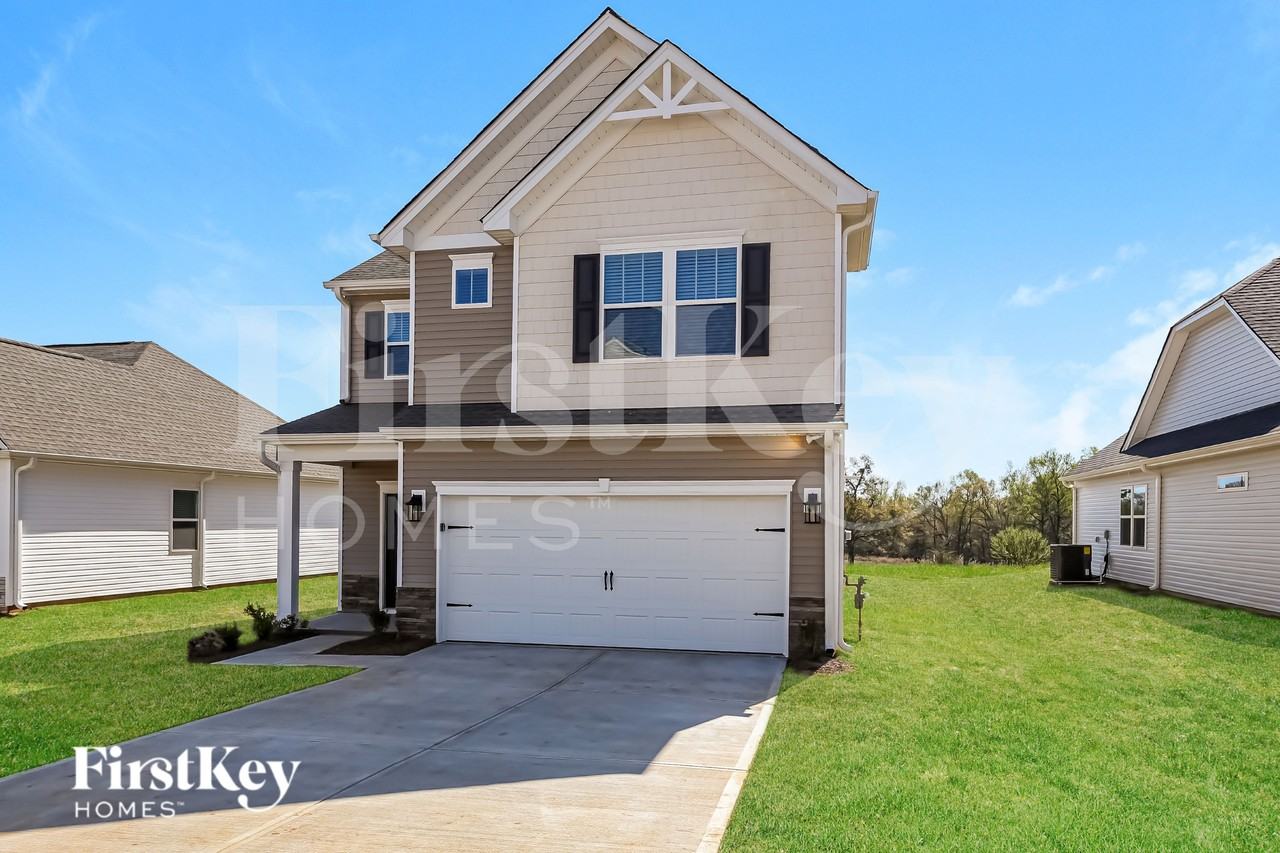 903 Birchcrest Way - Photo 2 of 16