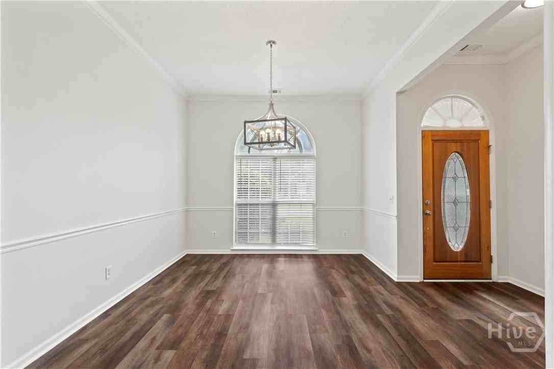 371 Marshview Dr - Photo 4 of 45