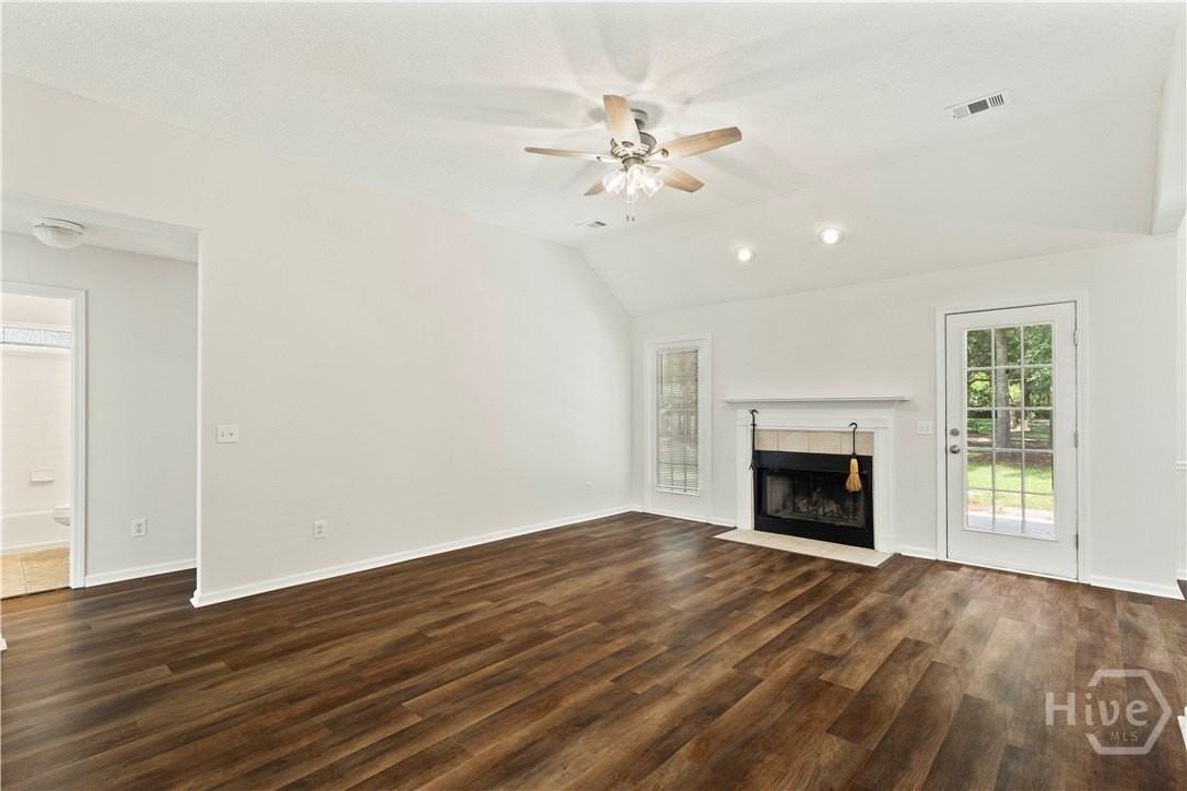 371 Marshview Dr - Photo 6 of 45