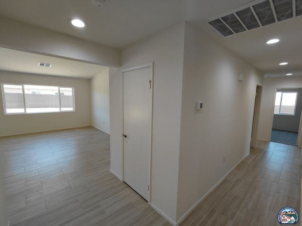 485 Palomino Ct - Photo 3 of 30