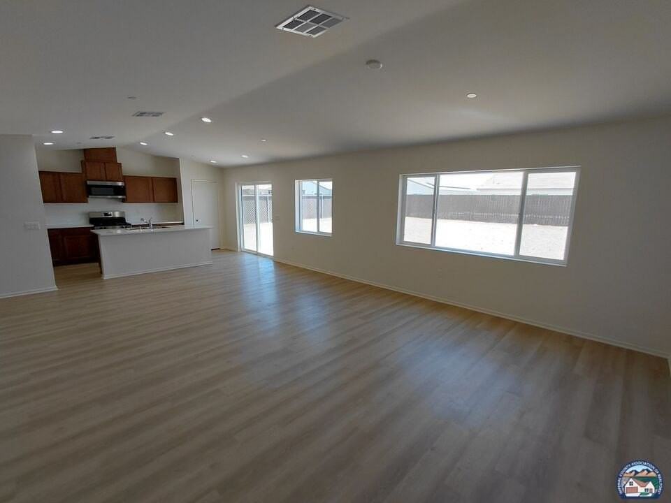 475 Palomino Ct #MAIN - Photo 6 of 28
