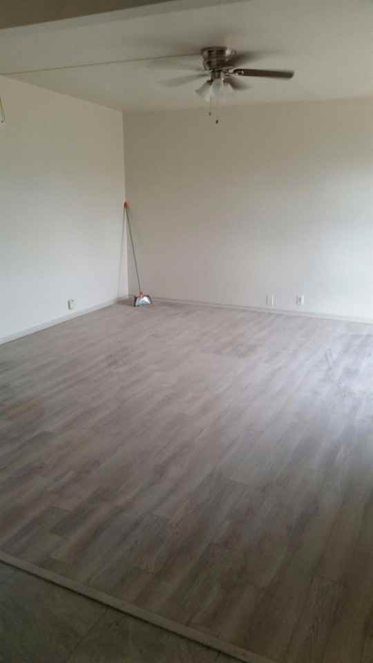 2525 62nd St - Photo 3 of 8