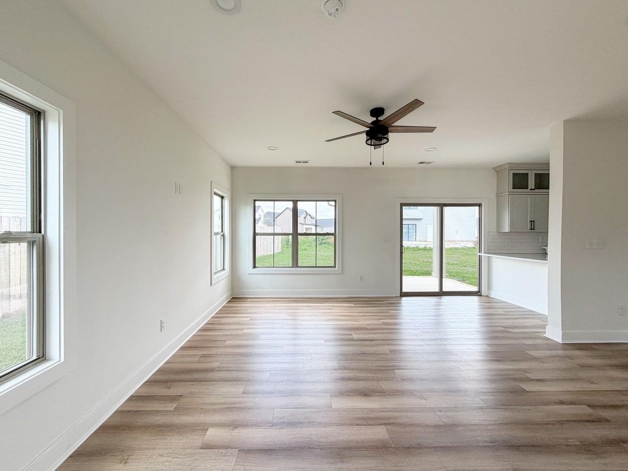 219 Krauss Dr - Photo 3 of 23