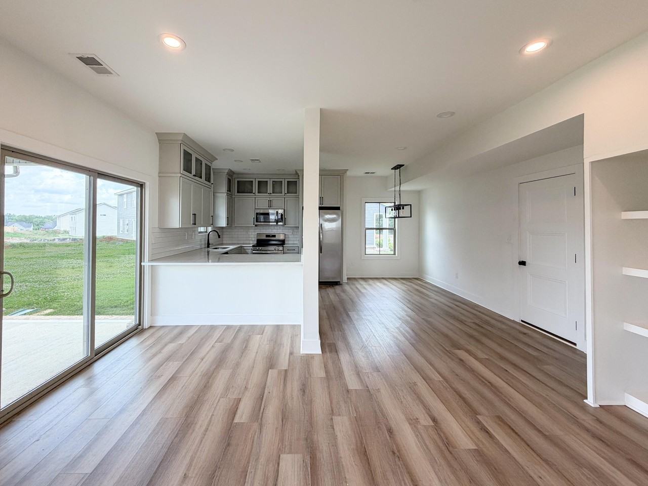 219 Krauss Dr - Photo 4 of 23