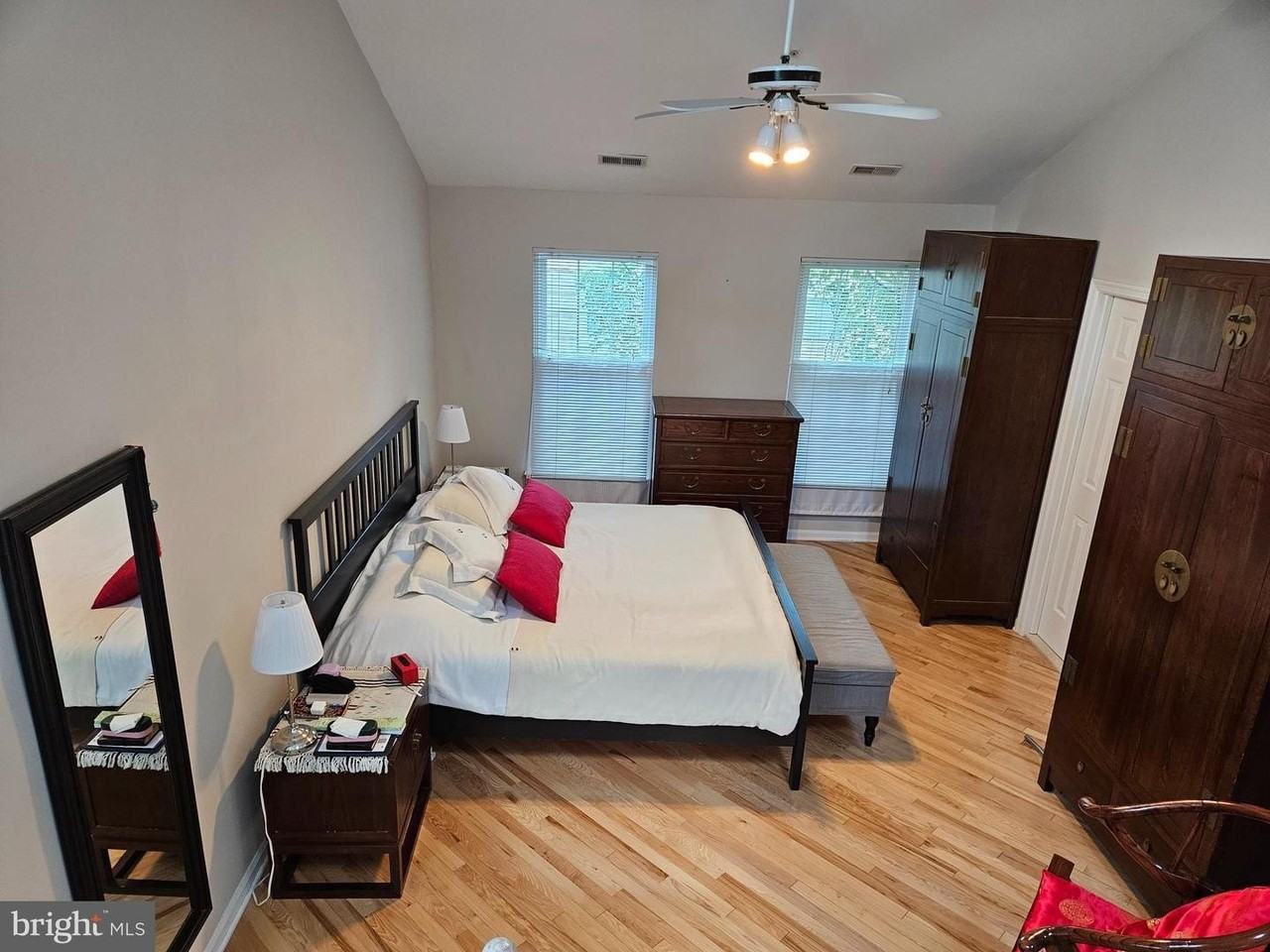 9659 Athens Pl - Photo 7 of 50