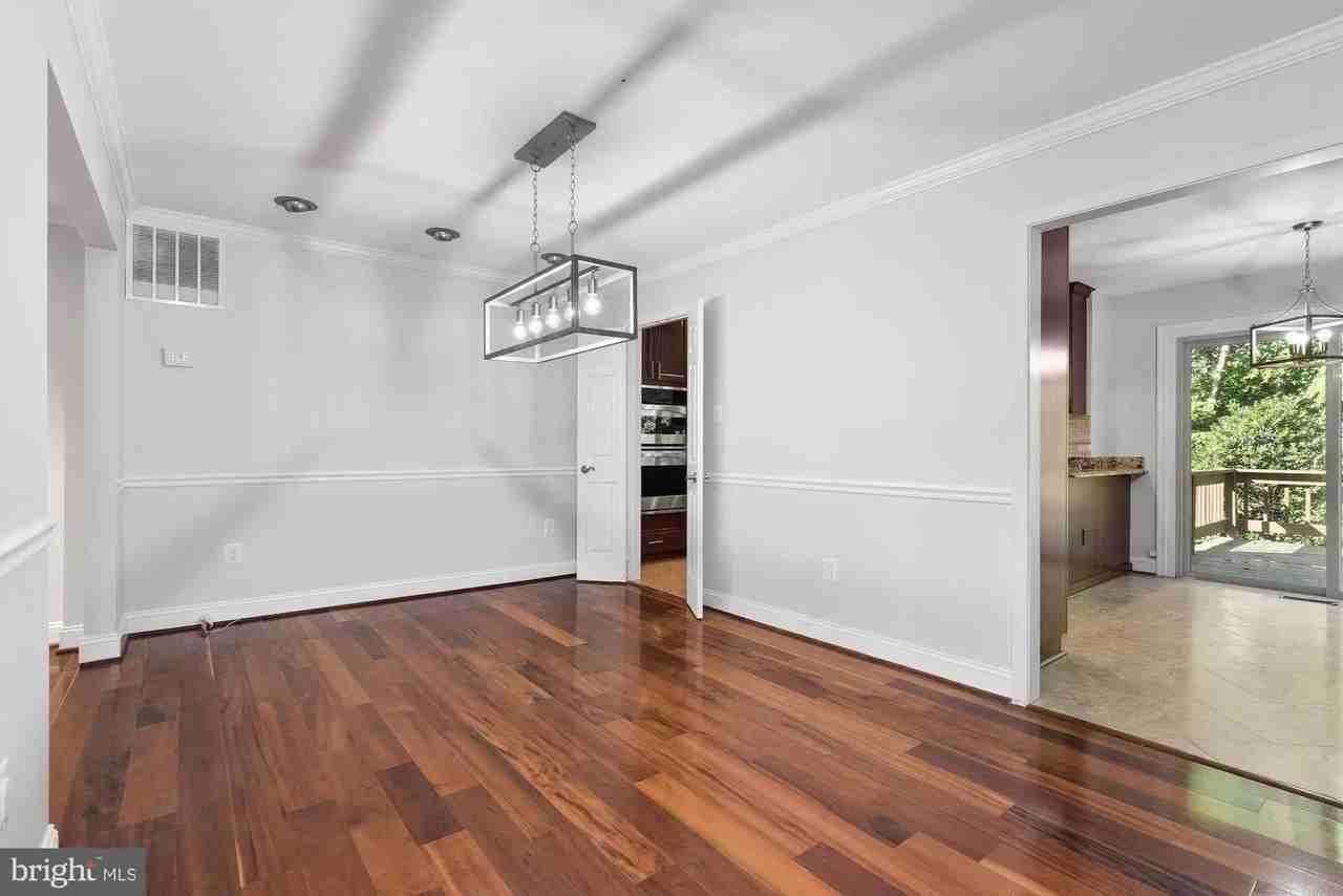 10127 Crestberry Pl - Photo 7 of 36
