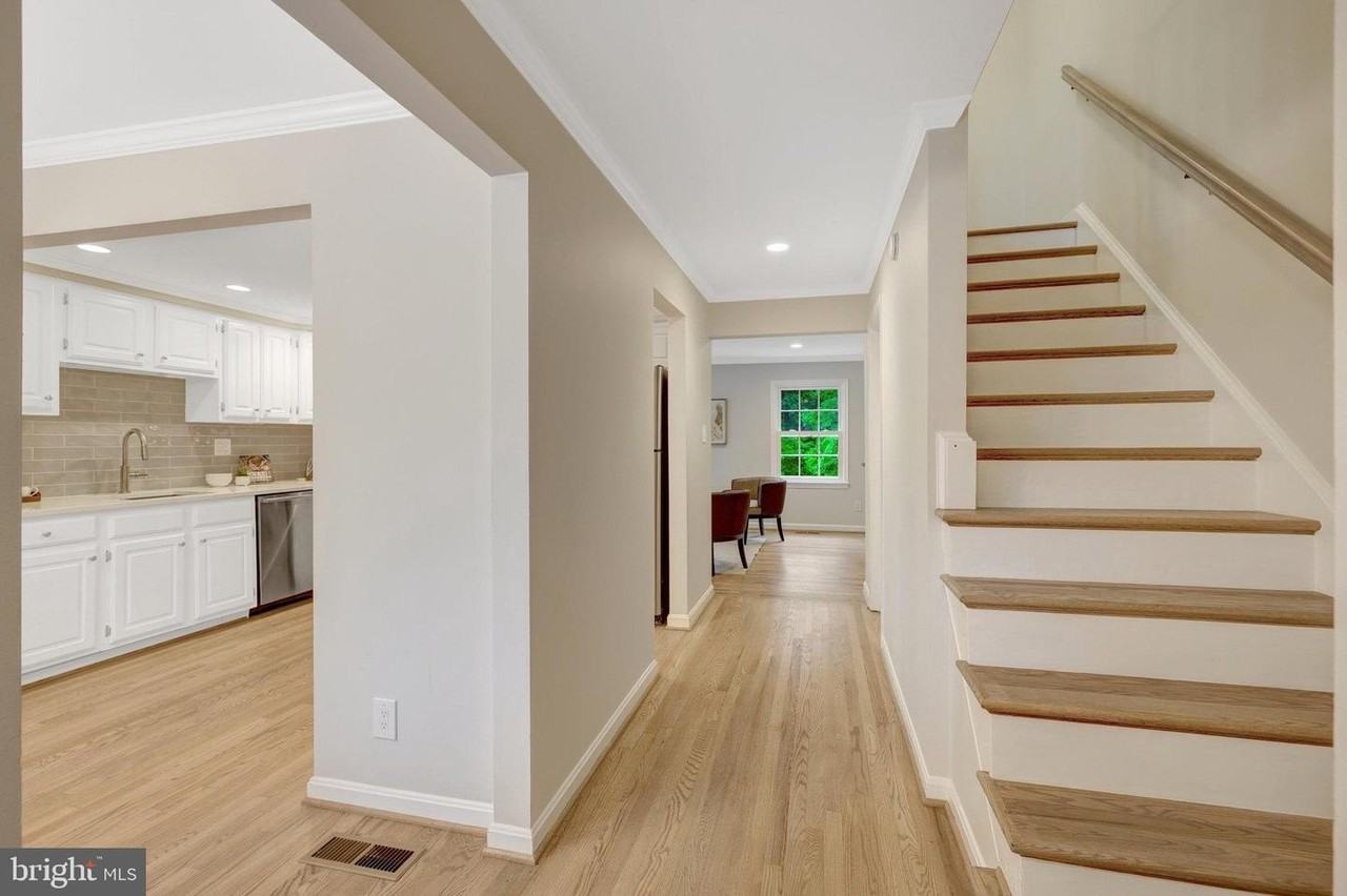 7019 Alicent Pl - Photo 3 of 39