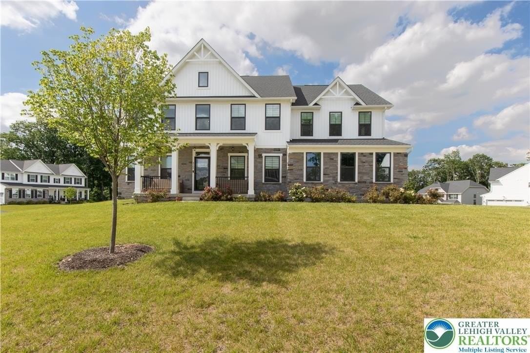 8548 Lafayette Ln - Photo 2 of 50