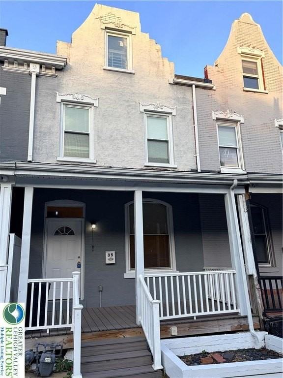 35 N 9th St