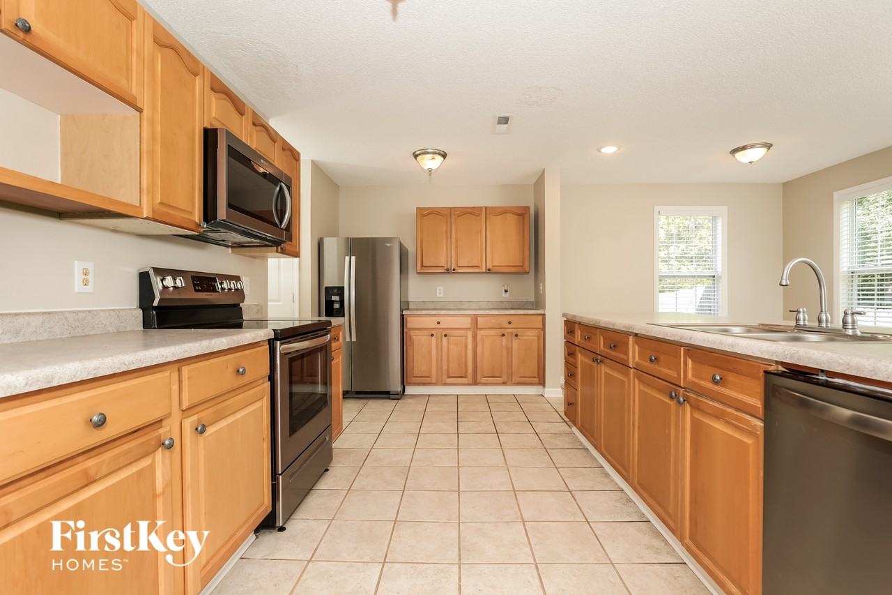 1503 Glenn Meade Dr - Photo 7 of 15
