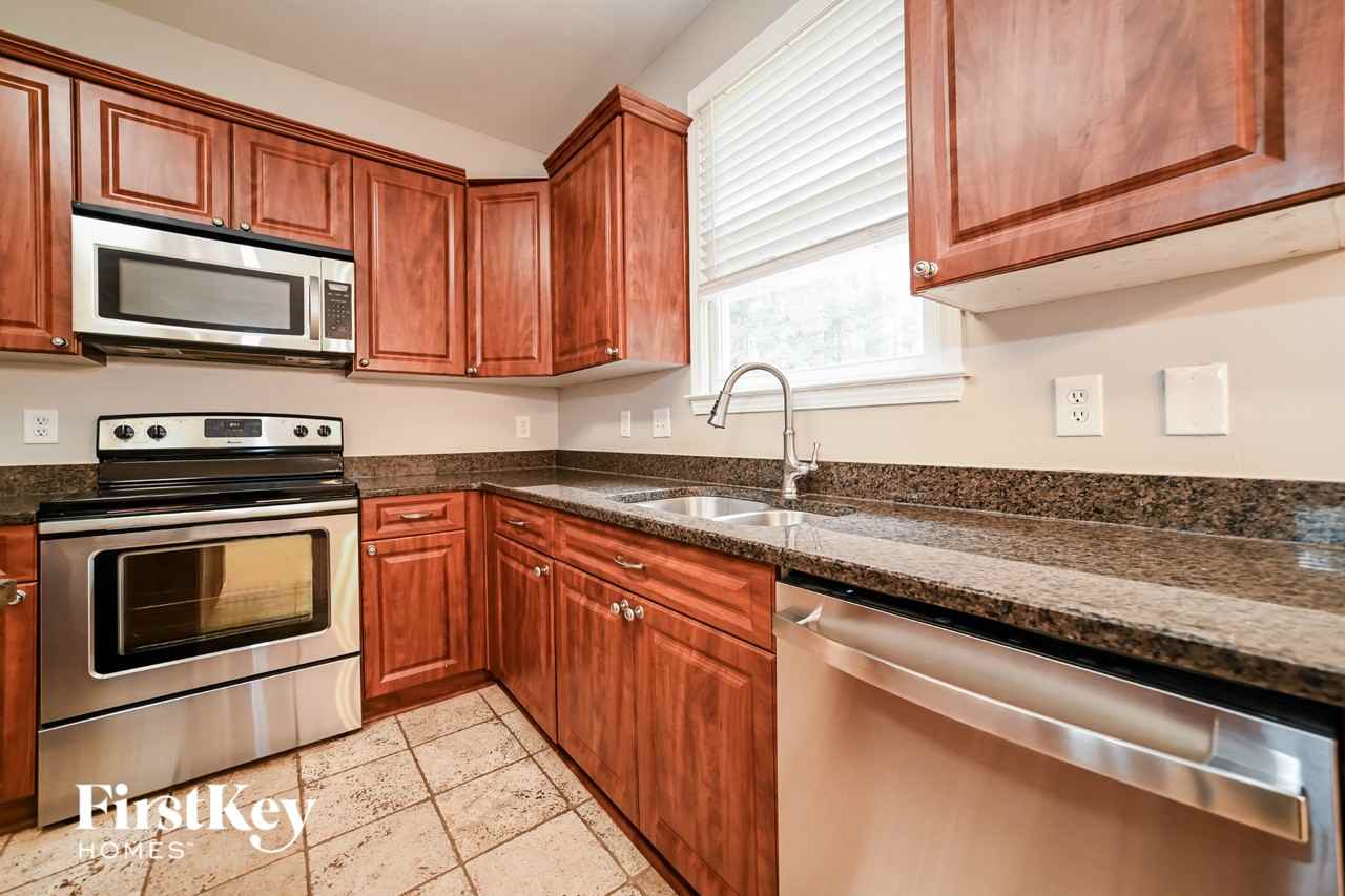 110 Westbrook Way - Photo 4 of 15