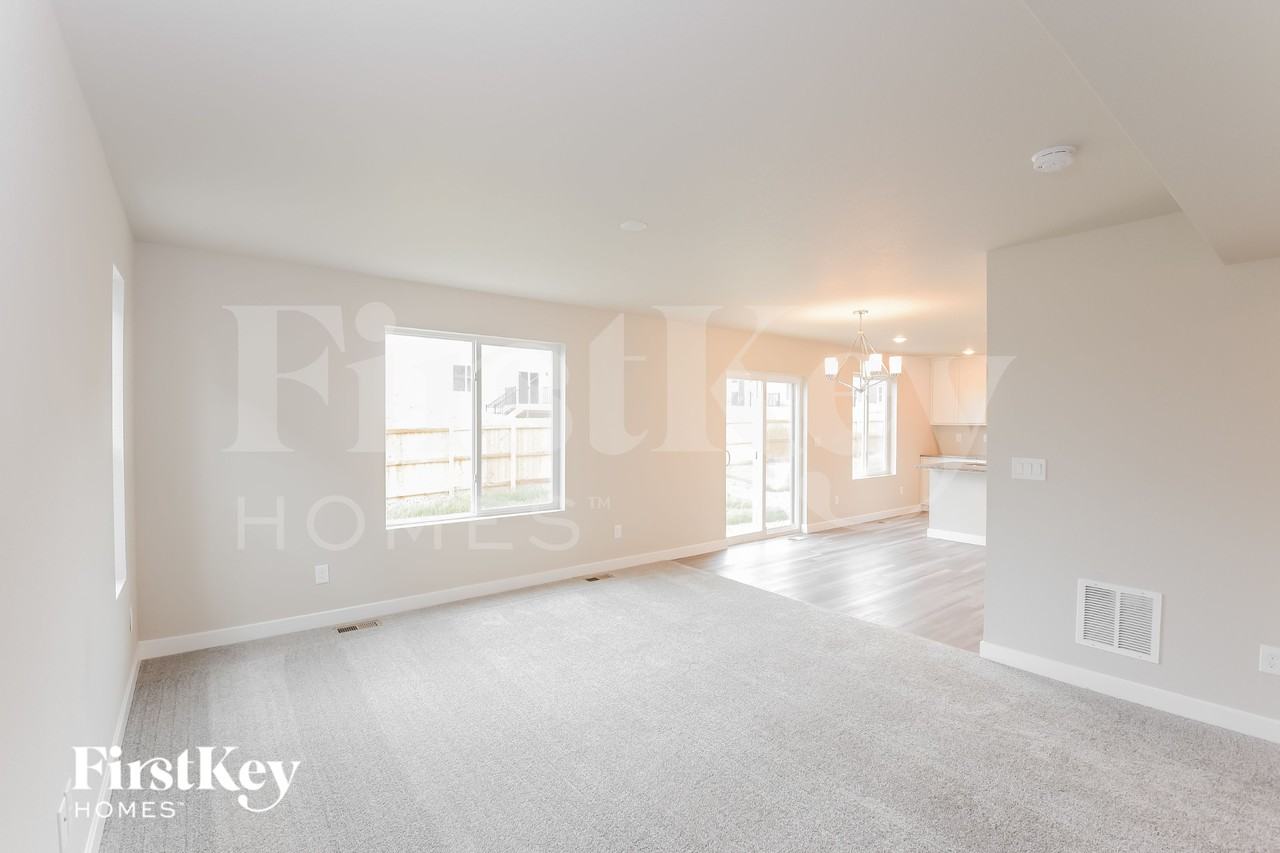 10645 Luneth Dr - Photo 3 of 15