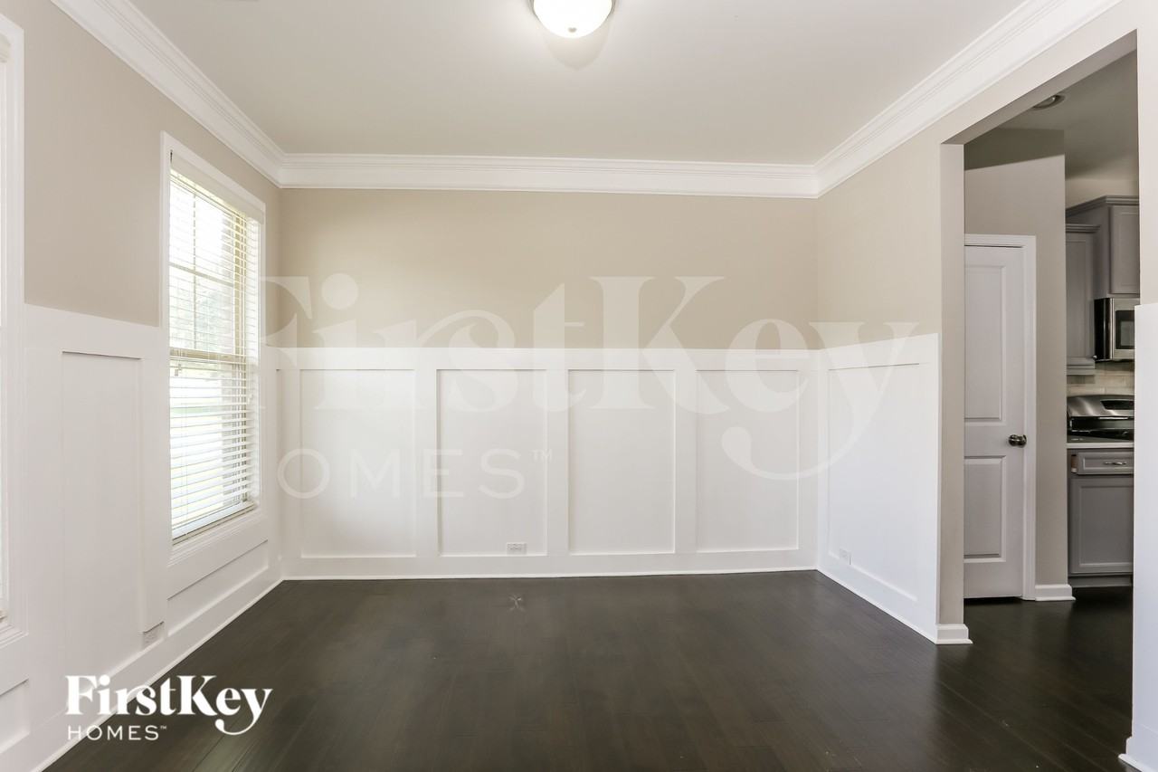 4180 Pleasant Woods Dr - Photo 5 of 16