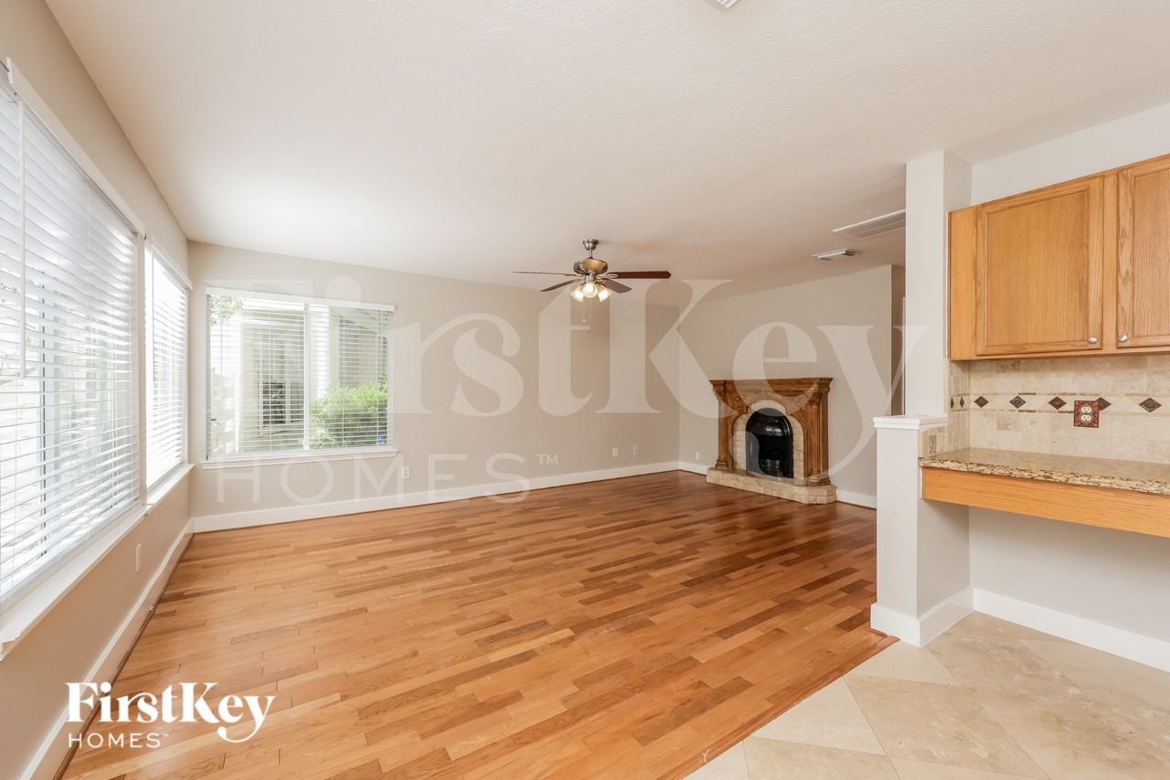 18819 Atasca Oaks Dr - Photo 2 of 19