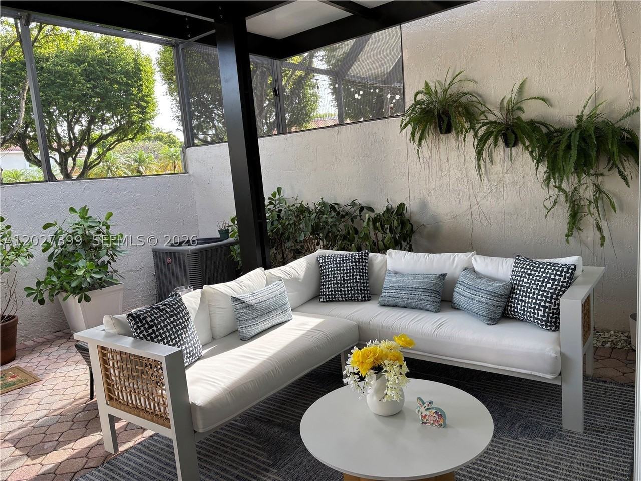 10247 Nw 51st Ter #10247 - Photo 4 of 32