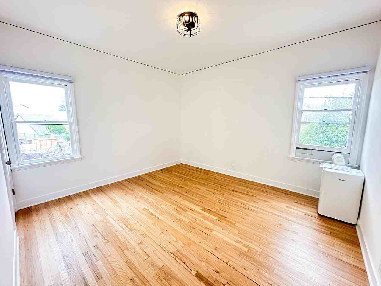 1540 E Wilson Ave #B - Photo 6 of 10
