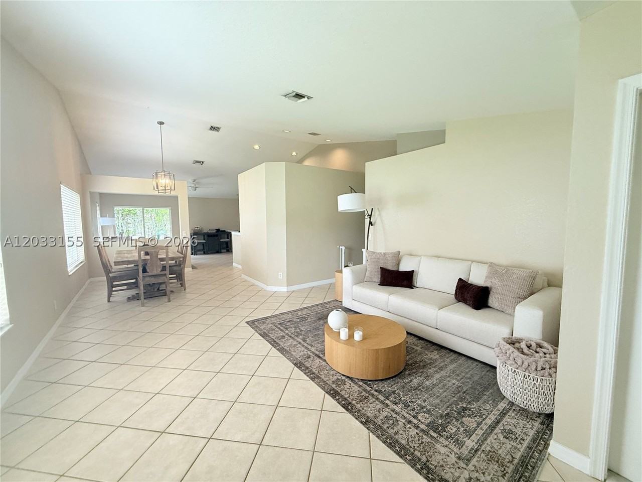 1530 Canary Island Dr - Photo 6 of 19