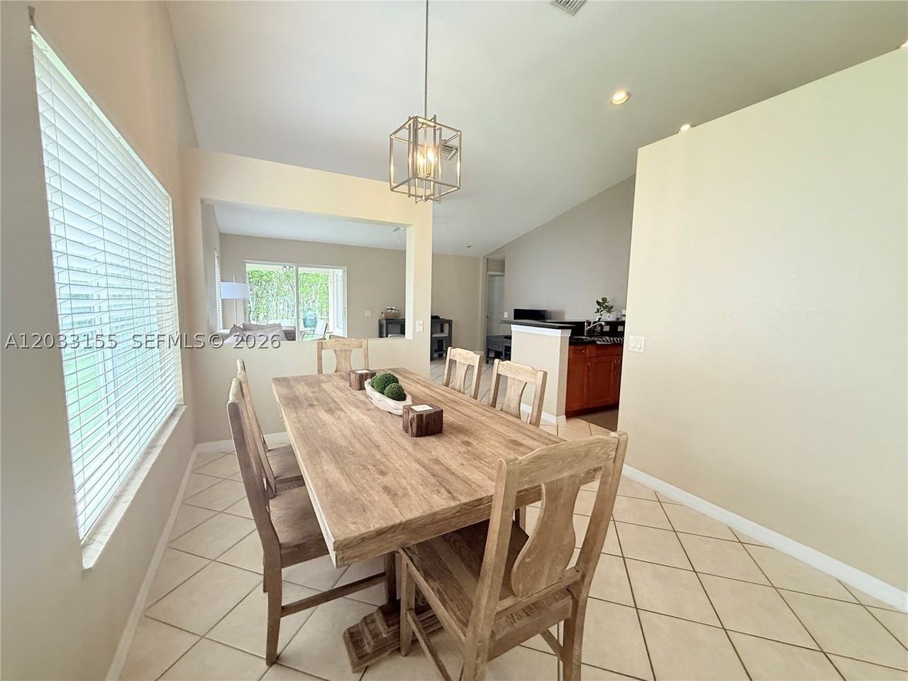 1530 Canary Island Dr - Photo 7 of 19